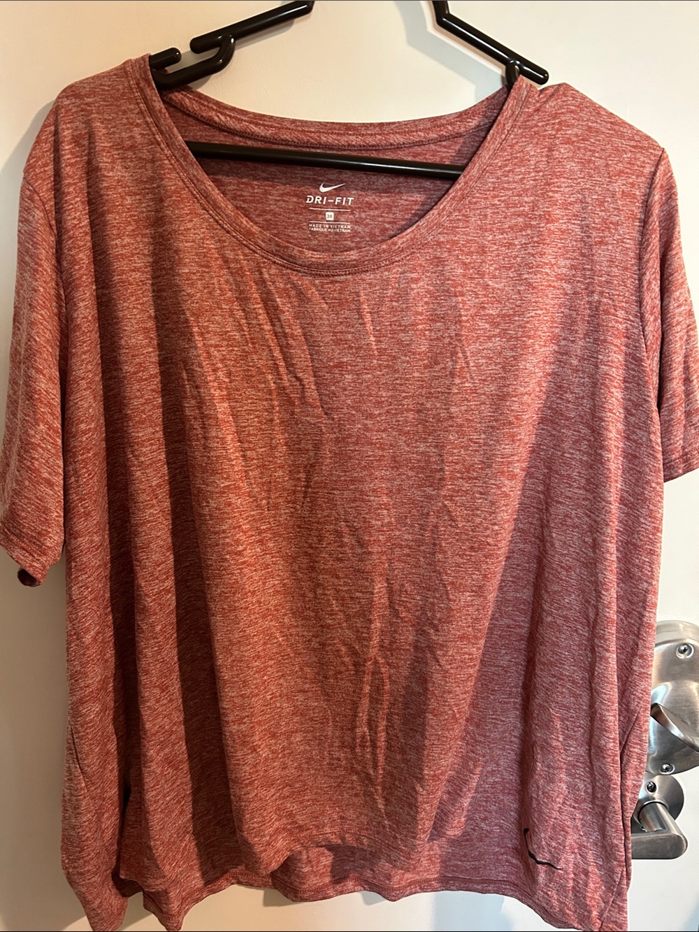 Nike Women's Heathered Red Short Sleeve Dri-FIT Tee